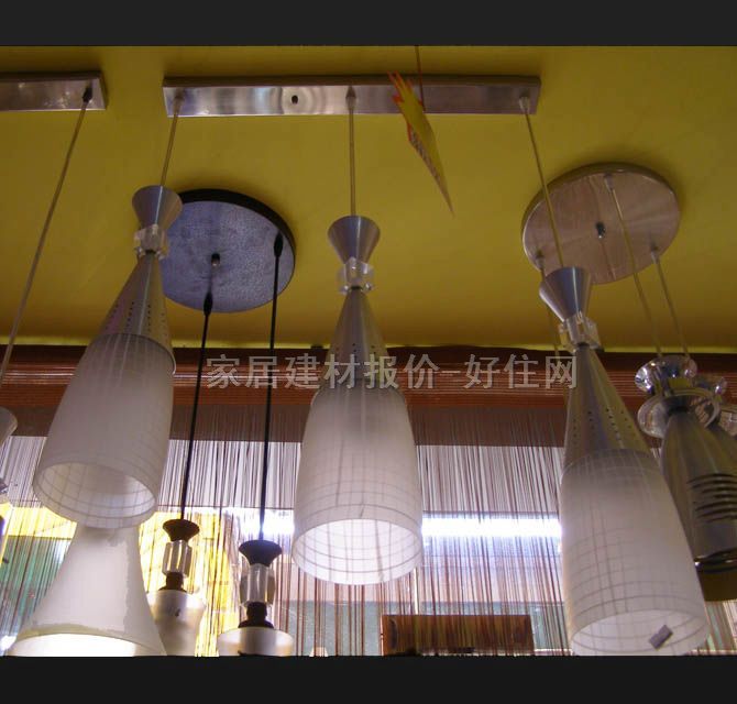 開心吊燈 1702 金屬燈架+工藝玻璃燈罩 現(xiàn)代流行風(fēng)格 白色