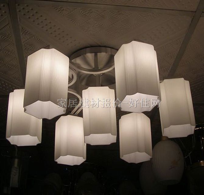 安恒吊燈 015/6+1 金屬燈架+磨砂玻璃燈罩 現(xiàn)代流行風(fēng)格 Φ600mm 白色