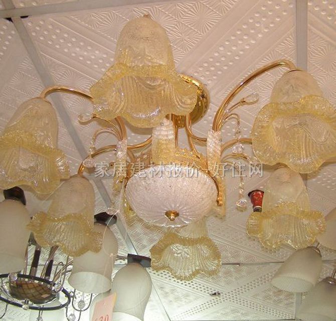 洪都吊燈 8321/6+2 金屬燈架+工藝玻璃燈罩 現(xiàn)代流行風(fēng)格 Φ600mm 白色