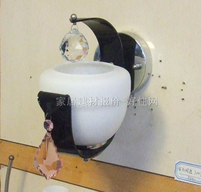 金力風(fēng)度壁燈 700黑 現(xiàn)代流行 玻璃材質(zhì) 節(jié)能燈