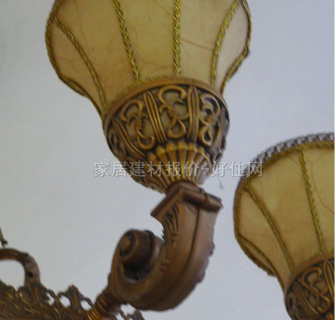 豪華吊燈 褐色8001/8+1 木質(zhì)燈架+羊皮紙燈罩 傳統(tǒng)復(fù)古風(fēng)格 白色