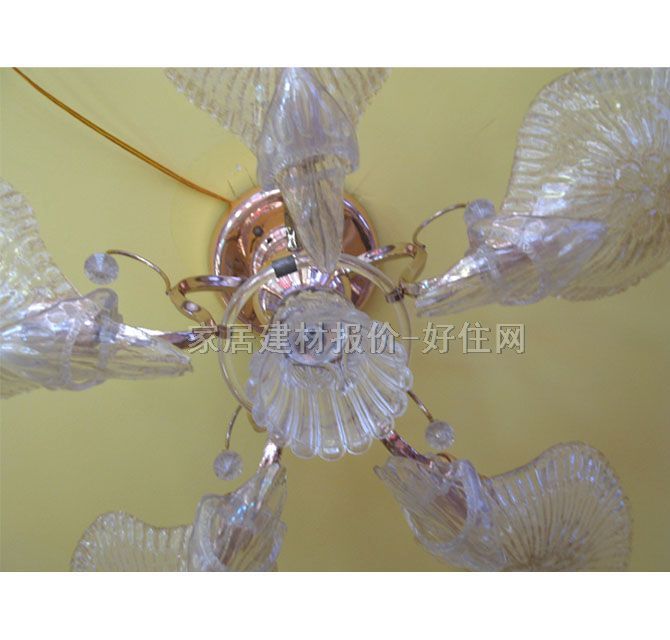 榮福吊燈 6730/3+1 金屬燈架+工藝玻璃燈罩 現(xiàn)代流行風(fēng)格 Φ800mm 白色