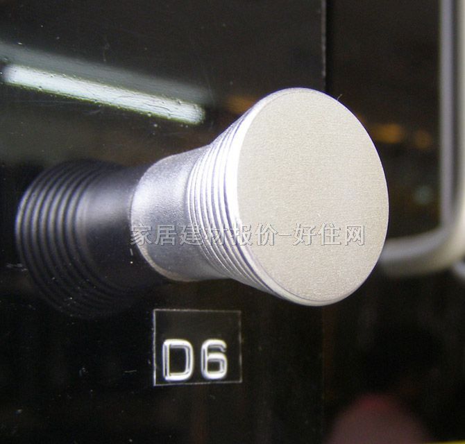 ���T������� ɰ�yɫD6 �X�Ͻ� ���s�A����