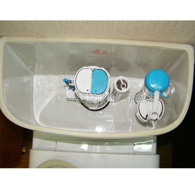 塞納連體馬桶坐廁 SN-02 680mm×350mm×高710mm