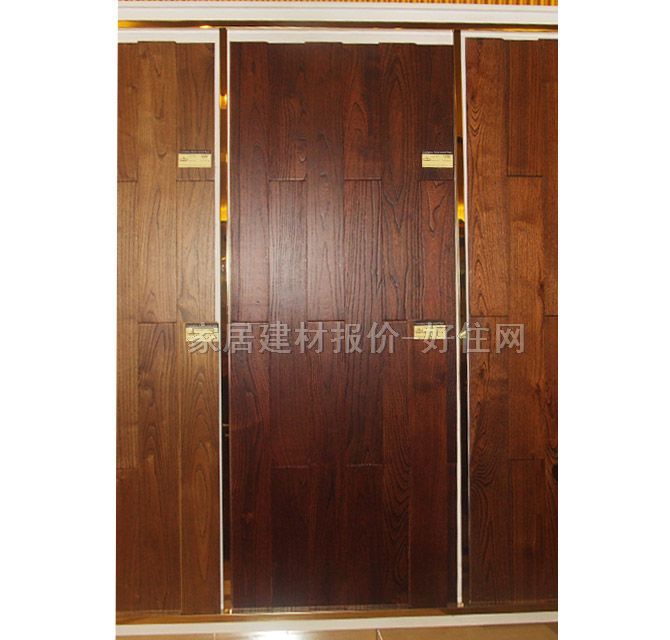 金剛鸚鵡實(shí)木地板 鋸齒浮雕橡木蘭亭古墨 910mm×118mm×厚18mm