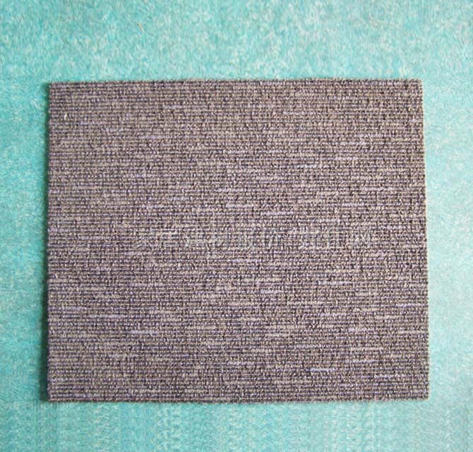 �k���ÝM䁵�̺ �Һ�ɫ���y������̺ 4M