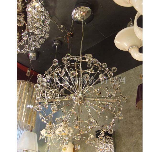 蘭色星空吊燈 383 金屬燈架+金屬燈罩 現(xiàn)代簡約風格 Φ580mm 白色