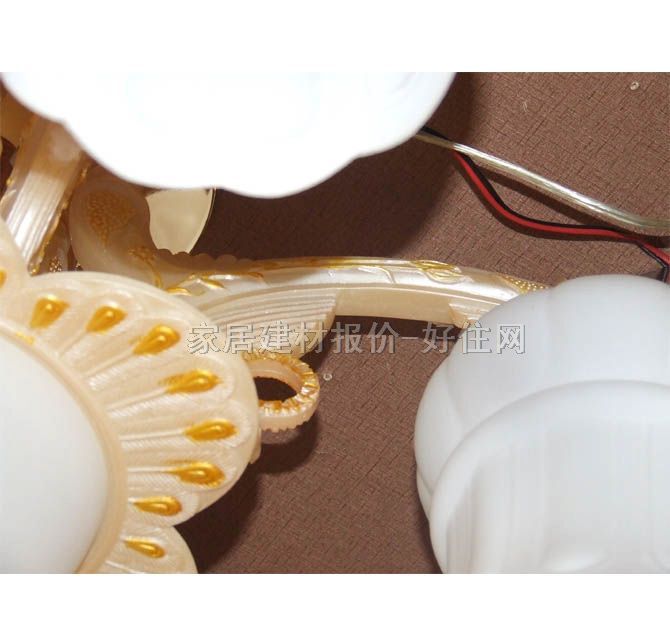 易美達(dá)吊燈 6885/5+1 金屬燈架+工藝玻璃燈罩 現(xiàn)代流行風(fēng)格 白色