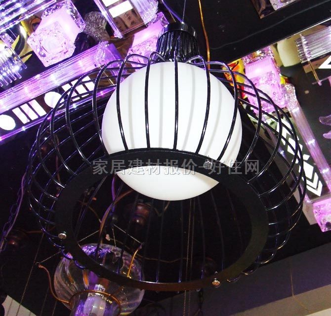 美佳吊燈 5632/1 金屬燈架+磨砂玻璃燈罩 現(xiàn)代流行風(fēng)格 Φ250mm 白色