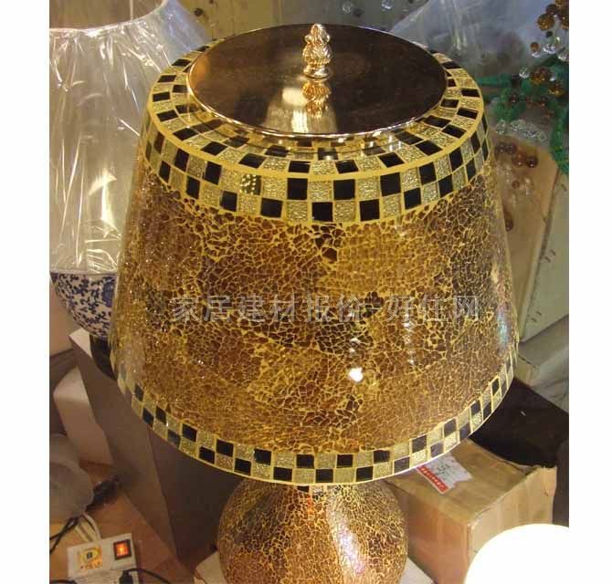 易美達(dá)臺燈 A0061 高未知cm 奢華風(fēng)格 玻璃燈罩 陶瓷燈架