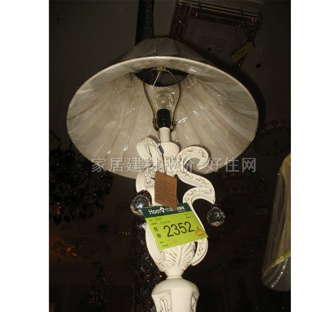 吉好落地?zé)? FL0019/1 未知mm 傳統(tǒng)古典 布藝燈罩 木質(zhì)燈架