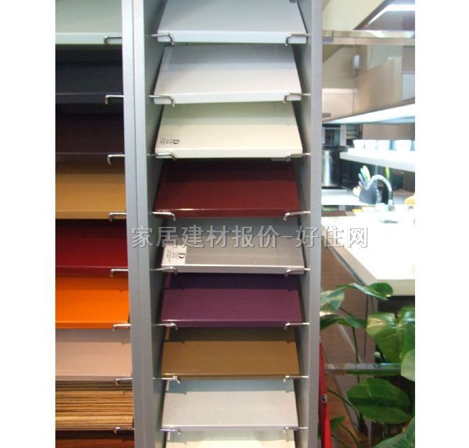 �������w���� ���_�{ �����