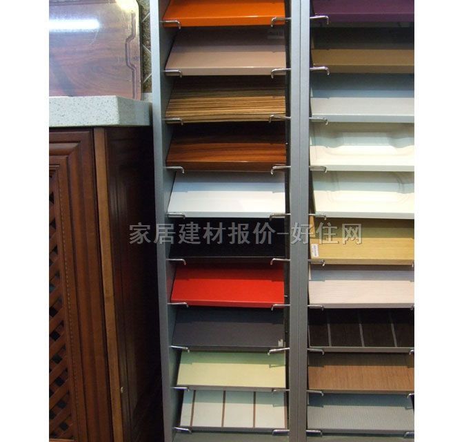 �������w���� ���_�{ �����