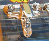 ���¶�ԡ����ԡ���^ ԡ�׼��¶���(li��n) ���b�쉦ʽ 